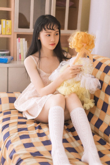 我和黑帮大佬的365天